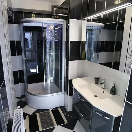 Centrum Lux アパート *