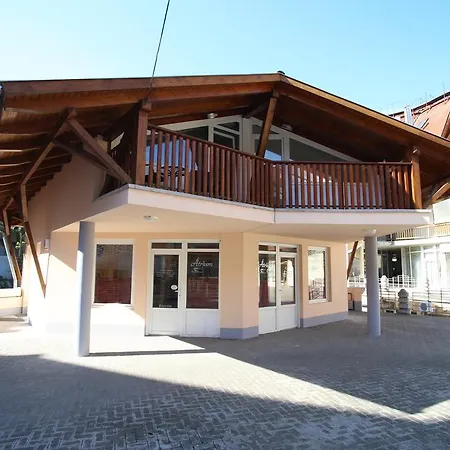 Centrum Lux Apartment *