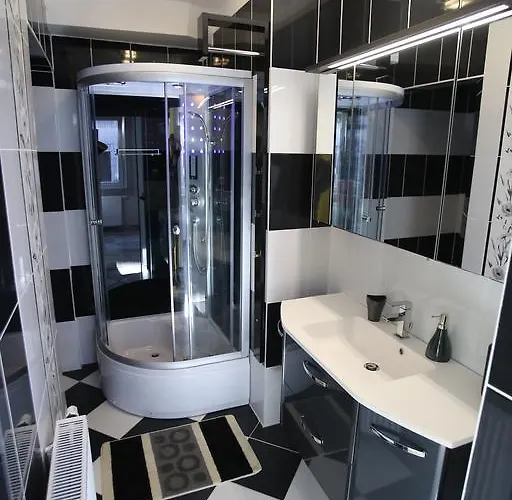 Centrum Lux 公寓 *